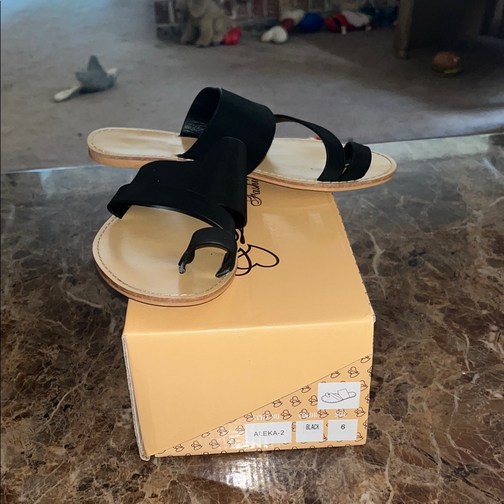 DbDk Fashion Black Sandals for Women